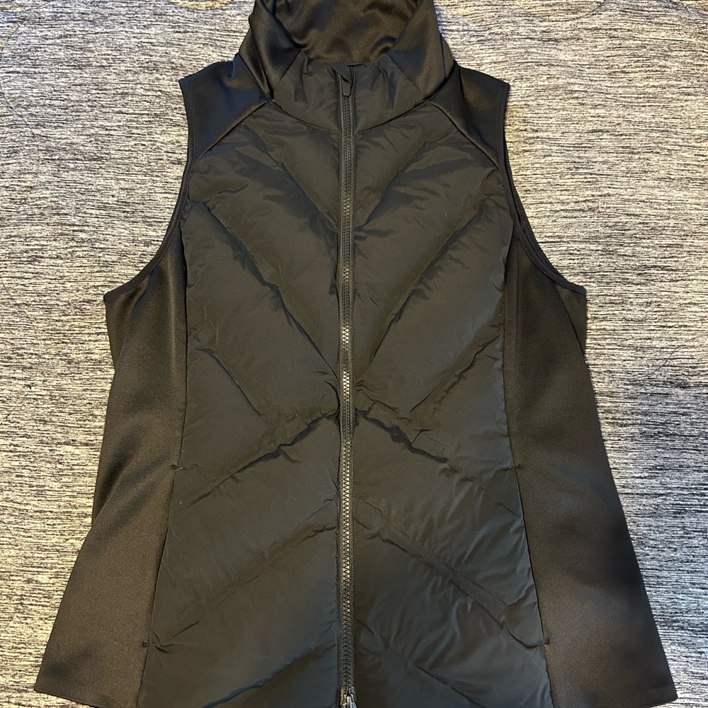 Athleta Inlet Vest Medium